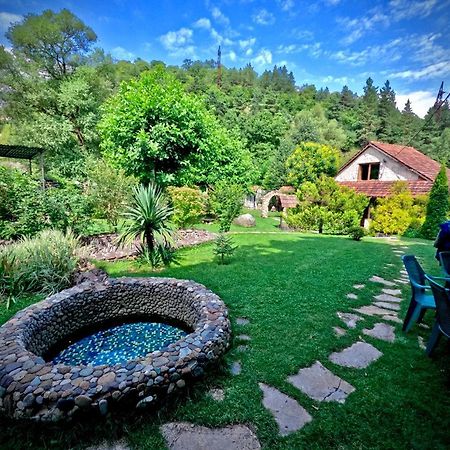 Bed and Breakfast Eco Garden Dilidschan Exterior foto
