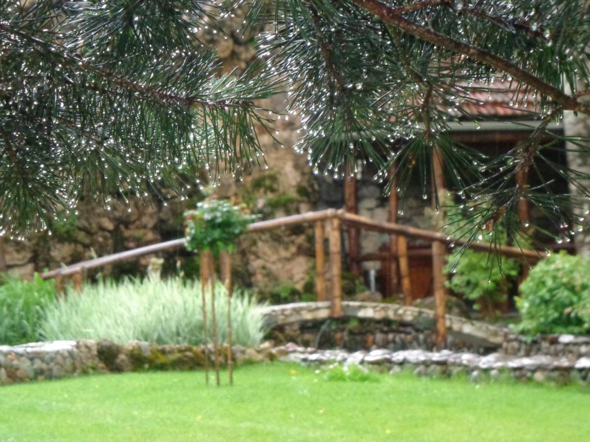 Bed and Breakfast Eco Garden Dilidschan Exterior foto