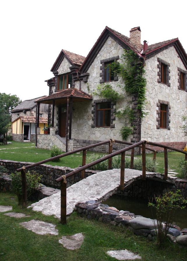 Bed and Breakfast Eco Garden Dilidschan Exterior foto