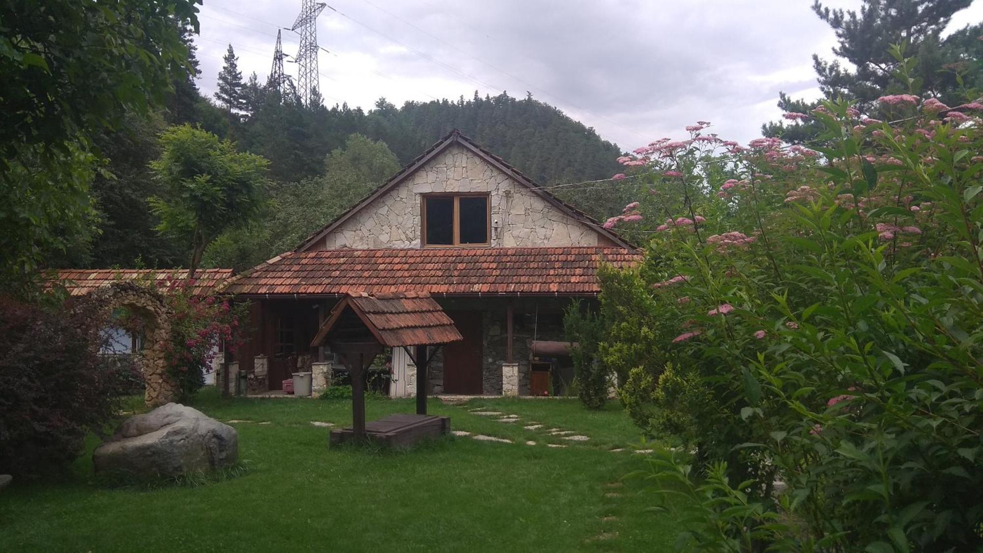 Bed and Breakfast Eco Garden Dilidschan Exterior foto