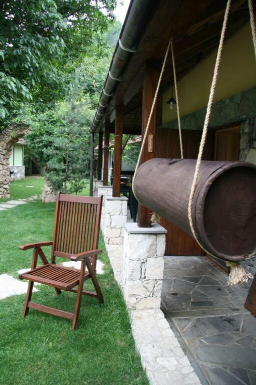 Bed and Breakfast Eco Garden Dilidschan Exterior foto